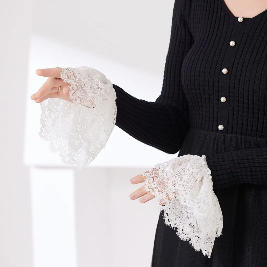 Elastic Lace Trim - 26 Elastic Short Cuff Womens Lace