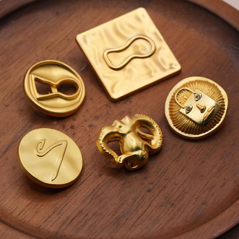 Vintage Metal Button Heart Sha - огляд і ціна Craft Embellishments